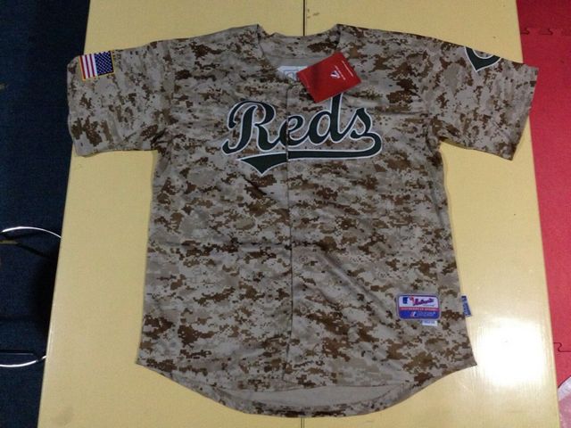 Cincinnati-Reds-54-Aroldis-Chapman-2014-Alternate-Camo-Cool-Base-Jerseys